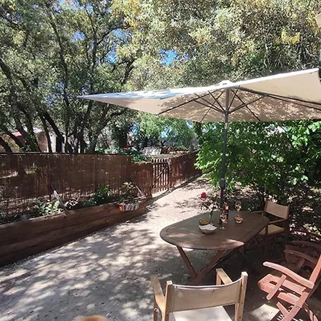 Guest house Mazet Des Closades *